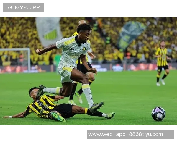 科曼回应沙特联水平质疑并透露离开拜仁原因是球队财务问题