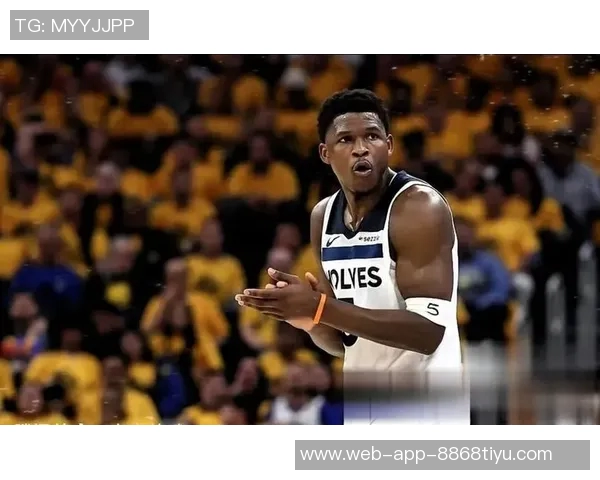 兰德尔状态火热近5场场均数据接近最佳阵容水平引发美媒关注 兰德尔状态火热近5场场均数据接近最佳阵容水平引发美媒关注