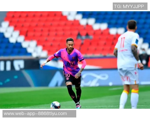 格里马尔多精彩任意球助力药厂获9月最佳进球荣誉