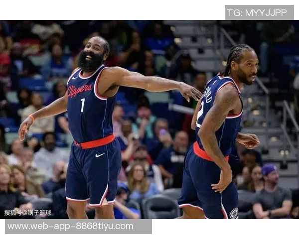 小卡狂砍55分平历史纪录球队更衣室泼水庆祝四连胜喜悦洋溢 小卡狂砍55分平历史纪录球队更衣室泼水庆祝四连胜喜悦洋溢